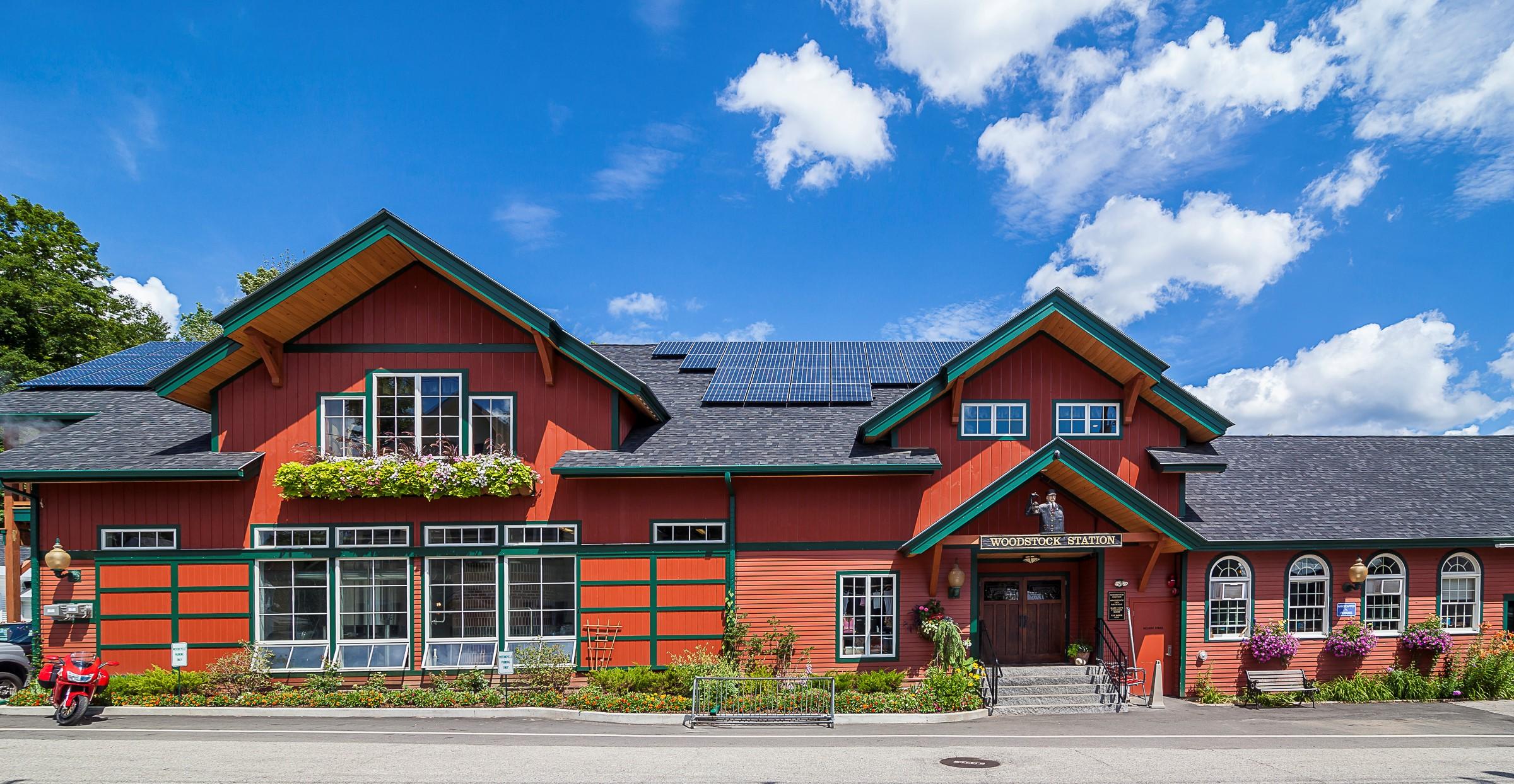 Lodging in North Woodstock, NH Mountain Vacations + Getaways